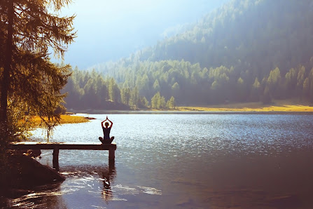 LEBE DEINE ESSENZ Yoga, Klang & Transformation