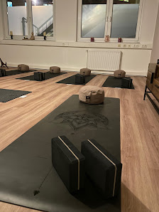 Nisha Yoga
