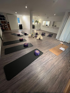 Mona Jonas - Philosophische Praxis -Yoga & Meditation