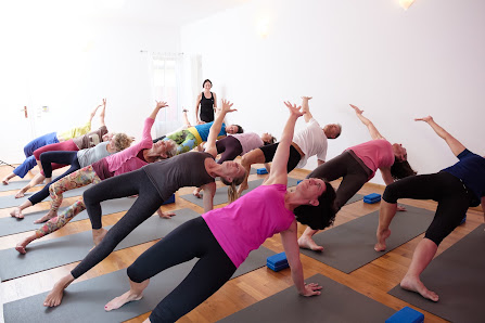 Yogaschule Kleinmachnow I Ausbildungsinstitut & Studio