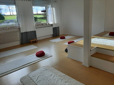 Yoga Raum & Weite