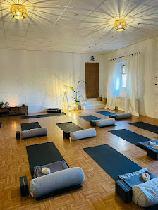 mālā – Yoga & Körperklang