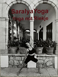 SaralyaYoga Riekje Holler