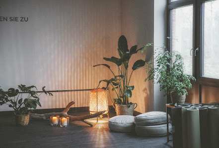 ZuckerbrotundPeitsche yoga&Coaching