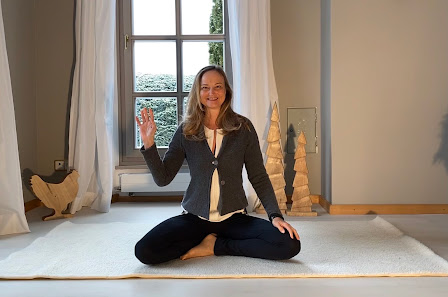 Schwangerenyoga München - Yoga für Schwangere und in der Rückbildung im FAM