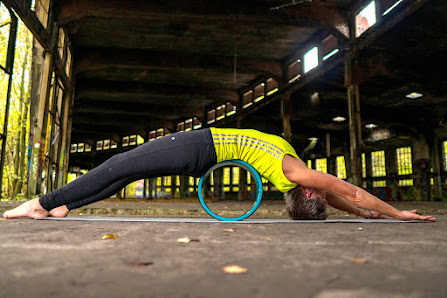 Claudia Poggemann | yoga & smovey