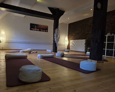Shining Soul by Mareike - Yoga, Pilates und mehr