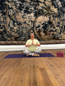 Sat Mantra Yoga