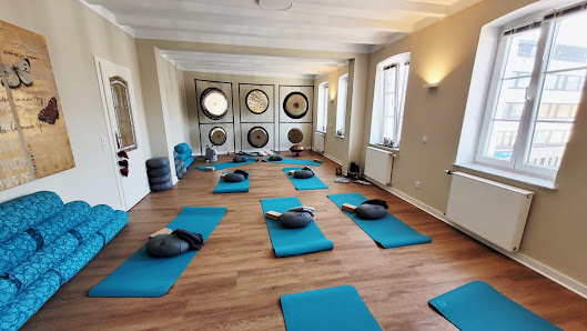 Herzklang - Yoga, Massagen & Gongkonzerte in Solingen