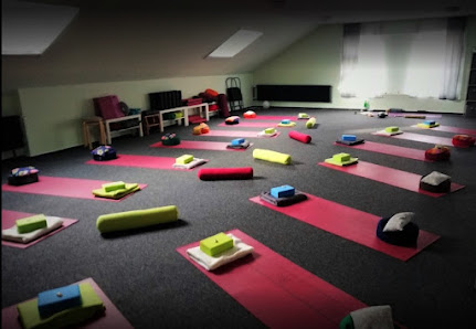 SYR Yoga Concepts - Susanne Richter