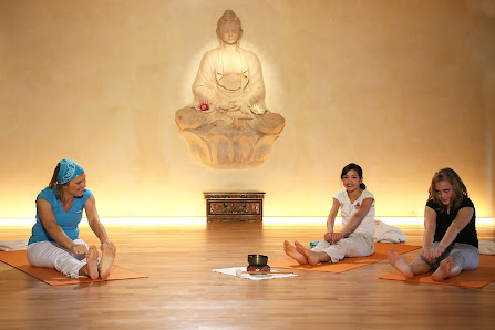 Yoga und Bewegung für die ganze Familie - Yub Familie e.V.