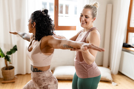 Harmony Health - Hashimoto Expert & Yoga