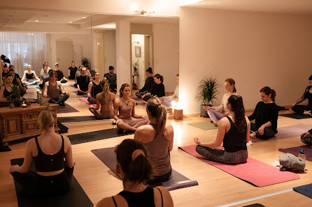 Yoga Base