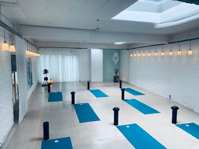 Sandra Westhoff - Bewegungsliebe trifft Yoga