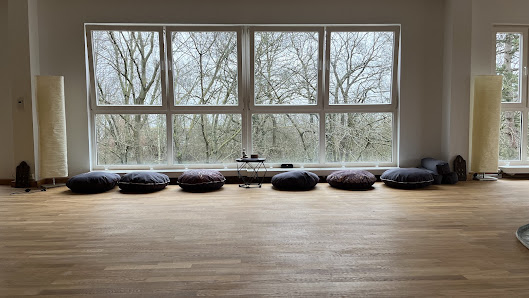 Soulsister - Yoga and more by Claudia & Jana