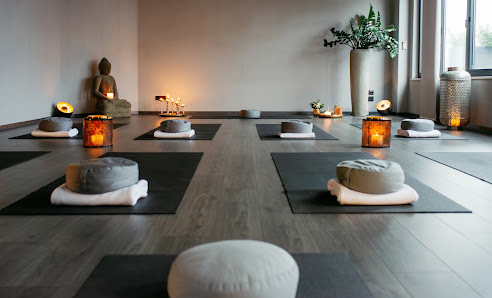 Yogaloft Erftstadt – Brigitta Conrad