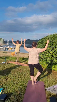 Torsten Acht - Schmerzhilfe & Yoga in Frechen, Köln & online