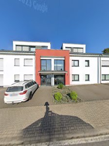 Schuhe aus & Herz an Yogaraum Overath